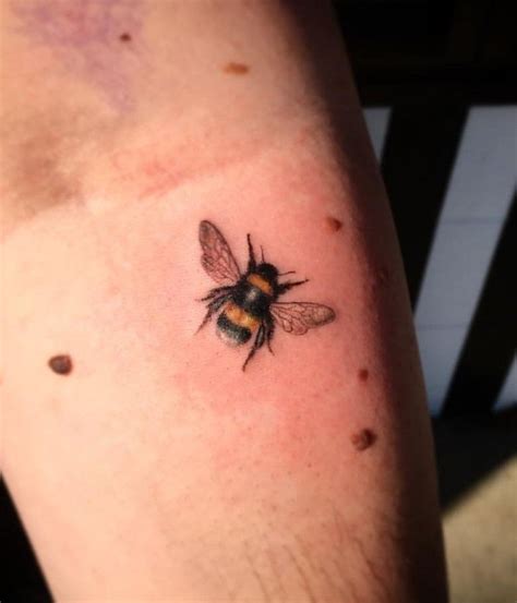 Bee Tattoo Small Tattoo Colour Bumble Bee Bee Tattoo Bumble Bee