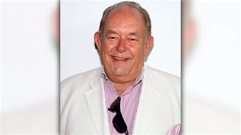 Robin Leach, host of 'Lifestyles of the Rich and Famous ...