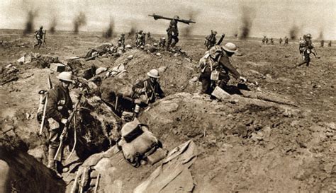 World War 1 Battle Of The Somme British Infantry Attack German Lines