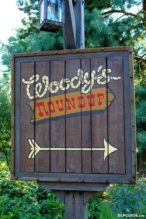 Woodys Roundup Village — Dlp Guide • Disneyland Paris Guidebook