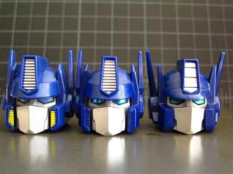Igear Animated Head For Masterpiece Optimus In Hand Images And Review