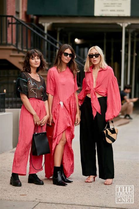 The Best Street Style From New York Fashion Week Ss 2020 In 2020