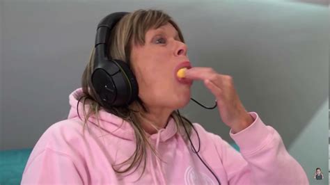 Big Jill Eats Twinkie Youtube