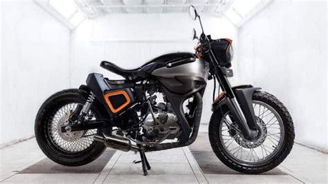 It is powered with a strong and powerful engine of 346cc. Royal Enfield Classic 350 Modified Into A Bobber: Read ...