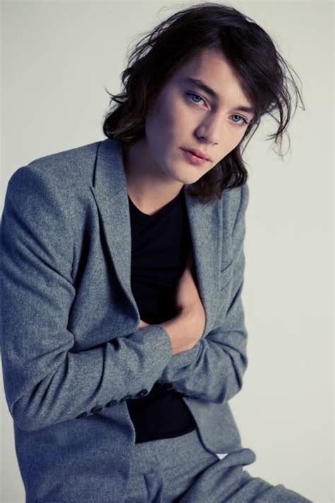 These 20 beautiful androgynous haircuts will inspire you. Pin on Androgyny & queer