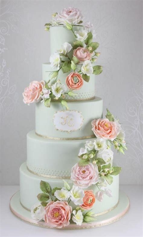20 Creative And Colorful Wedding Cakes We Adore Modwedding Wedding