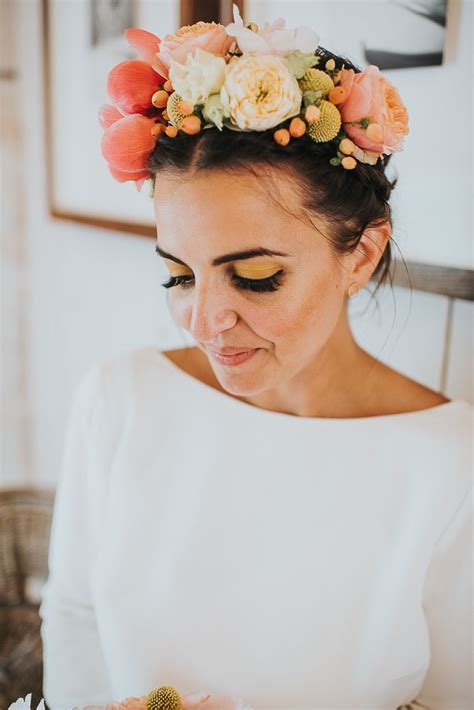 Flower Crown 30 Inspiring Ideas Worn By Real Brides