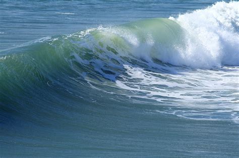 Breaking Wave Free Stock Photo Public Domain Pictures