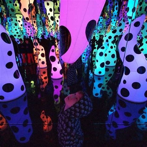 New Yayoi Kusama Infinity Room At David Zwirner In New York Infinity