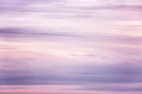 Premium Photo Beautiful Lilac Sunset On The Sky Background Space