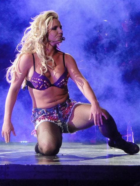 “femme Fatale” Tour In Los Angeles Britney Spears Photo 23098770 Fanpop