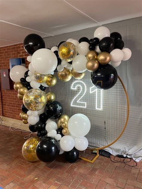 21st Birthday Party Balloon Garland Decor ideas | 21st birthday