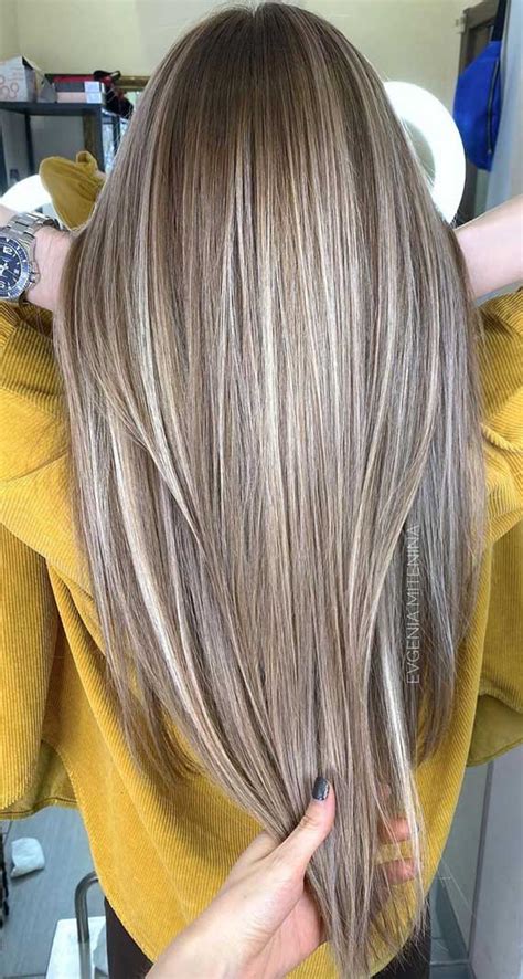 Highlights Hair Color To Look Younger Hair Tips Tricks And Hairstyles