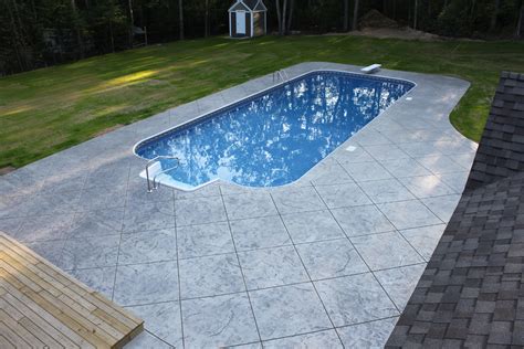 Grassa Job Seamless Stamped Concrete Patio And Pool Deck Natural