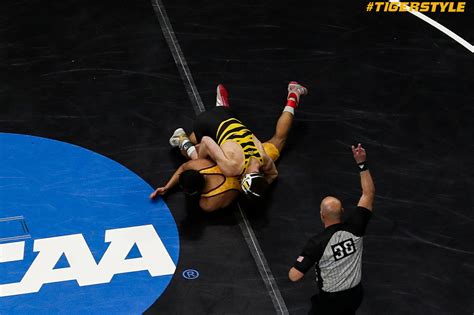 Ncaa Championship Wrestling Day Two Results Rock M Nation