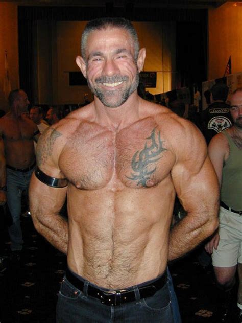 Hot Older Men Hot Muscle Daddy S