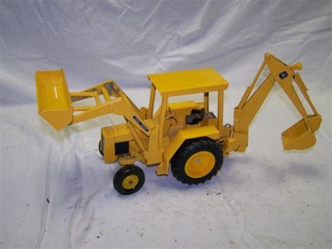 358 John Deere 310 Toy Tractor Loader Backhoe Lot 358