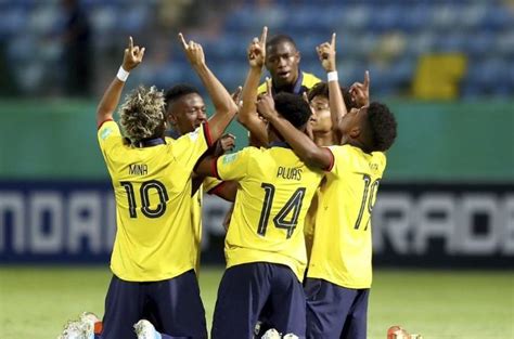 El partido tendrá lugar dentro del torneo. Ecuador vence 2-1 a Australia en su debut en el Mundial ...