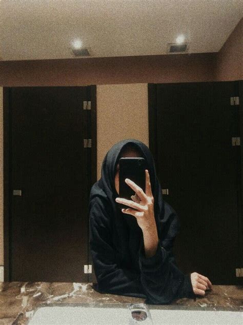 Mirror Selfie Hijab Fashion Girl Hijab Girls Mirror