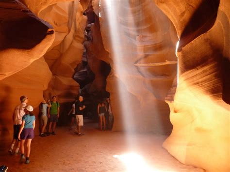 Upper And Lower Antelope Canyon Lake Powell Navajo Tribal Park Pura