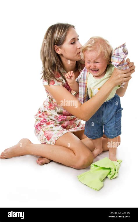 Viste A La Madre Llorando Hijo Fotografía De Stock Alamy