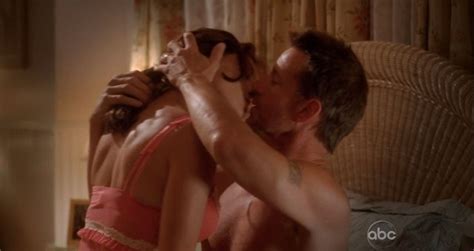 James Denton Shirtless In Desperate Housewives S E Shirtless Men At Hot Sex Picture