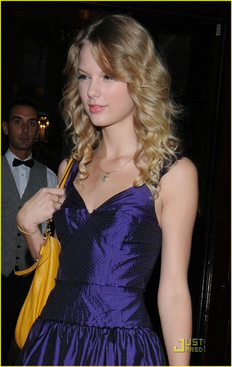 Full Sized Photo Of Taylor Swift London Lovely 02 Taylor Swift Is