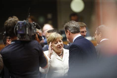 Cameron Deed Beroep Op Merkel Om Brexit Af Te Wenden Ew