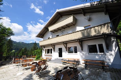 Hier finden sie aktuelle informationen rund ums. DAV-Haus Spitzingsee • Selbstversorgerhütte ...
