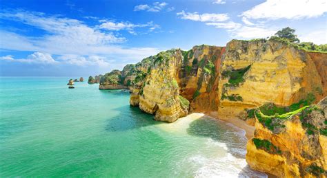 Traveleze Beguiling Beach Towns Of Portugal