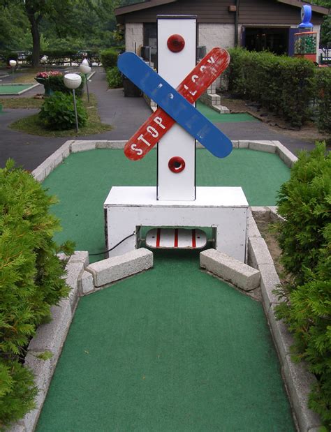 Sometimes weather, time, and costs make it difficult to visit a mini golf course. Ohio Mini Golf | RoadsideArchitecture.com