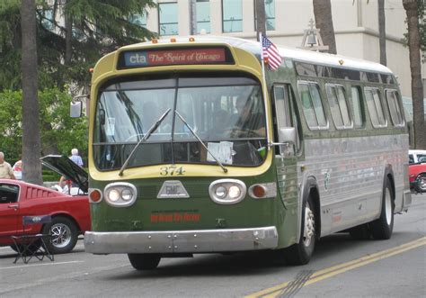 Gmc Bus Cta Chicago Transit Riverside Show And Go 2009 F Flickr