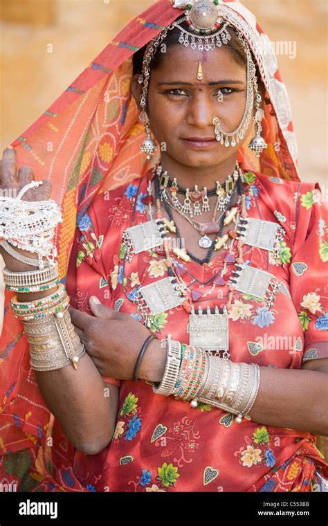 India Rajasthan Great Thar Desert Woman Who Sells Trinkets To Tourists At Fort Gate Entrance