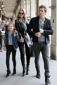 Pete doherty son | uk video & news. Kate Moss with Pete Doherty at Glastonbury Music Festival ...