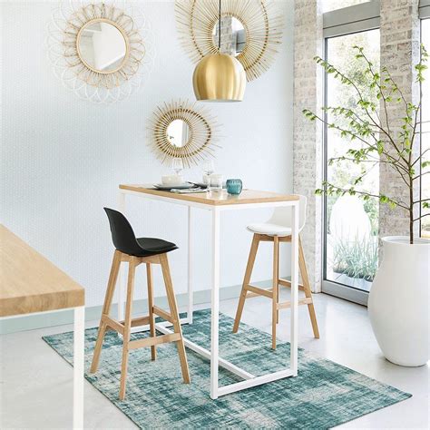 Une chaise haute scandinave, Maisons du Monde, pour la cuisine  Table