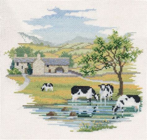 This piece is proof that easy stitching can still have a detailed look! Derwentwater Designs Buttercup Farm Cross Stitch Kit ...