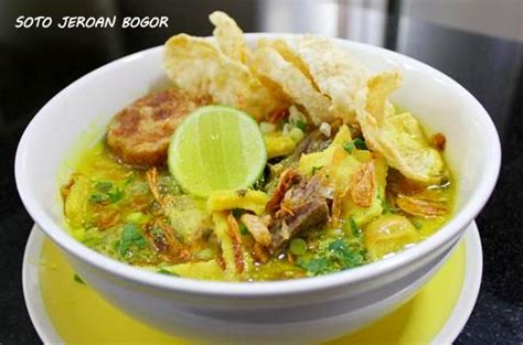 Soto banjar adalah salah satu ikon kuliner kalimantan selatan. Resep Soto Jeroan Kuning Bogor Asli Enak | Resep Masakan Indonesia Praktis