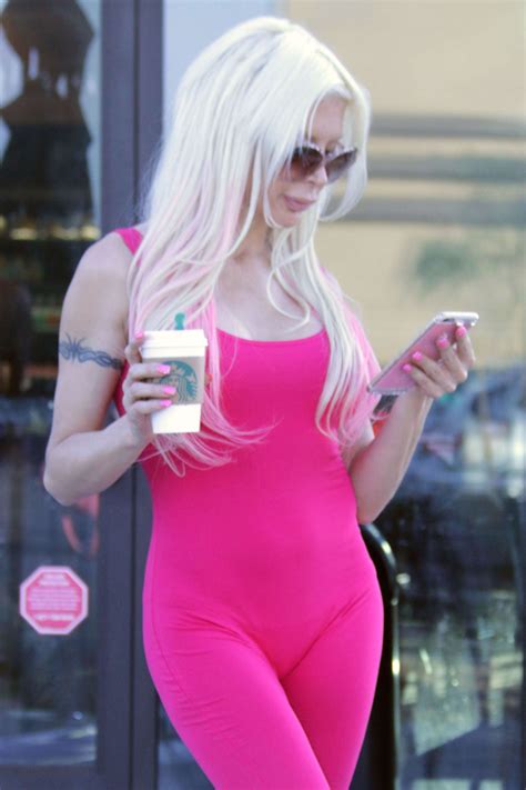 Angelique Morgan In Pink At A Starbucks Gotceleb
