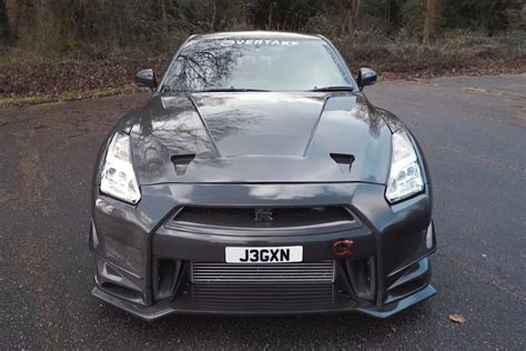 Can We Call The Nissan Gt R A Supercar Now Carbuzz