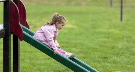After Daughters Injury Mom Posts Every Year About The Dangers Of Slides