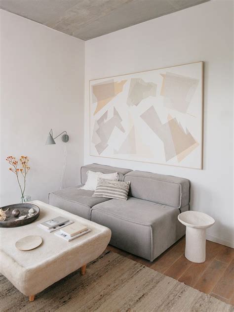 Living Room Minimalist In 2020 Minimalist Living Room Pastel Paper
