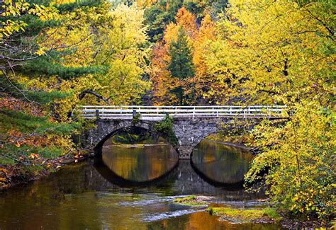 Scenes Of Fall In New Hampshire And Vermont New England Today