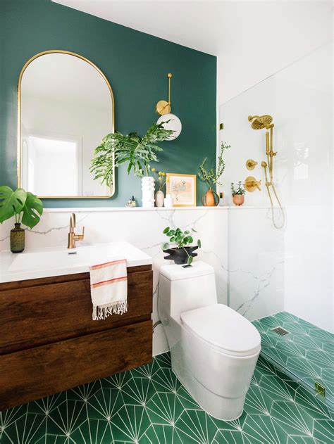 Green Bathroom Makeover Modernhomedecorbathroom Master Bathroom
