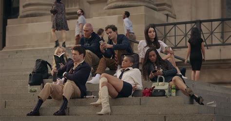 Watch ‘gossip Girl Returns To The Upper East Side In Official Trailer