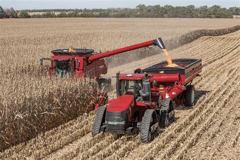 Case Ih 140 Combine Series Boost Your Farms Productivity This Season