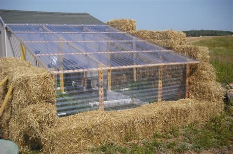 Read the instructions carefully, so you can visualise how the structure fits together. DIY Straw Bale Greenhouse | Home Design, Garden & Architecture Blog Magazine