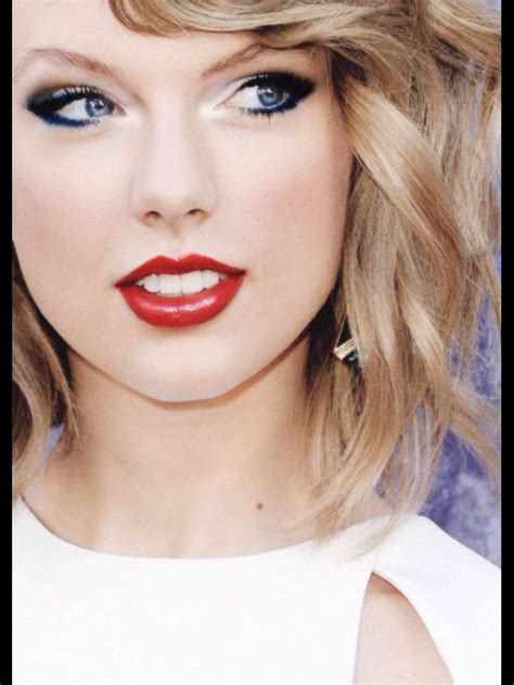 Taylor Swift Red Lipstick Blonde Taylor Swift Red Lipstick Taylor