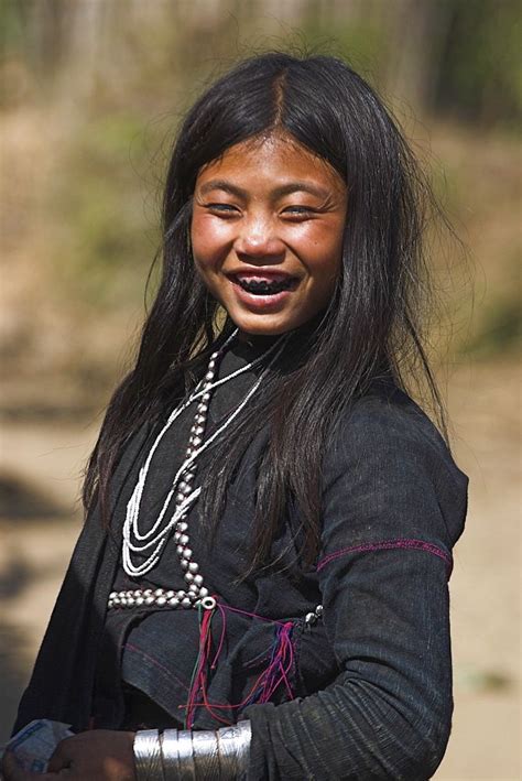 Ann Girl Num Lin Mai Akha Village Kengtung Kyaing Tong Myanmar