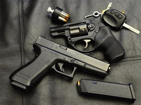 Glock 19 Firearm Thrill Pistol Weapon Hd Wallpaper Peakpx