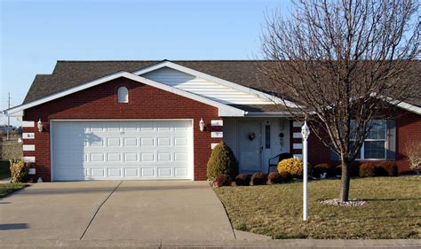 Good availability and great rates. $164,000 AVAILABLE! 3210 Cherokee Drive, Marion, IL ...